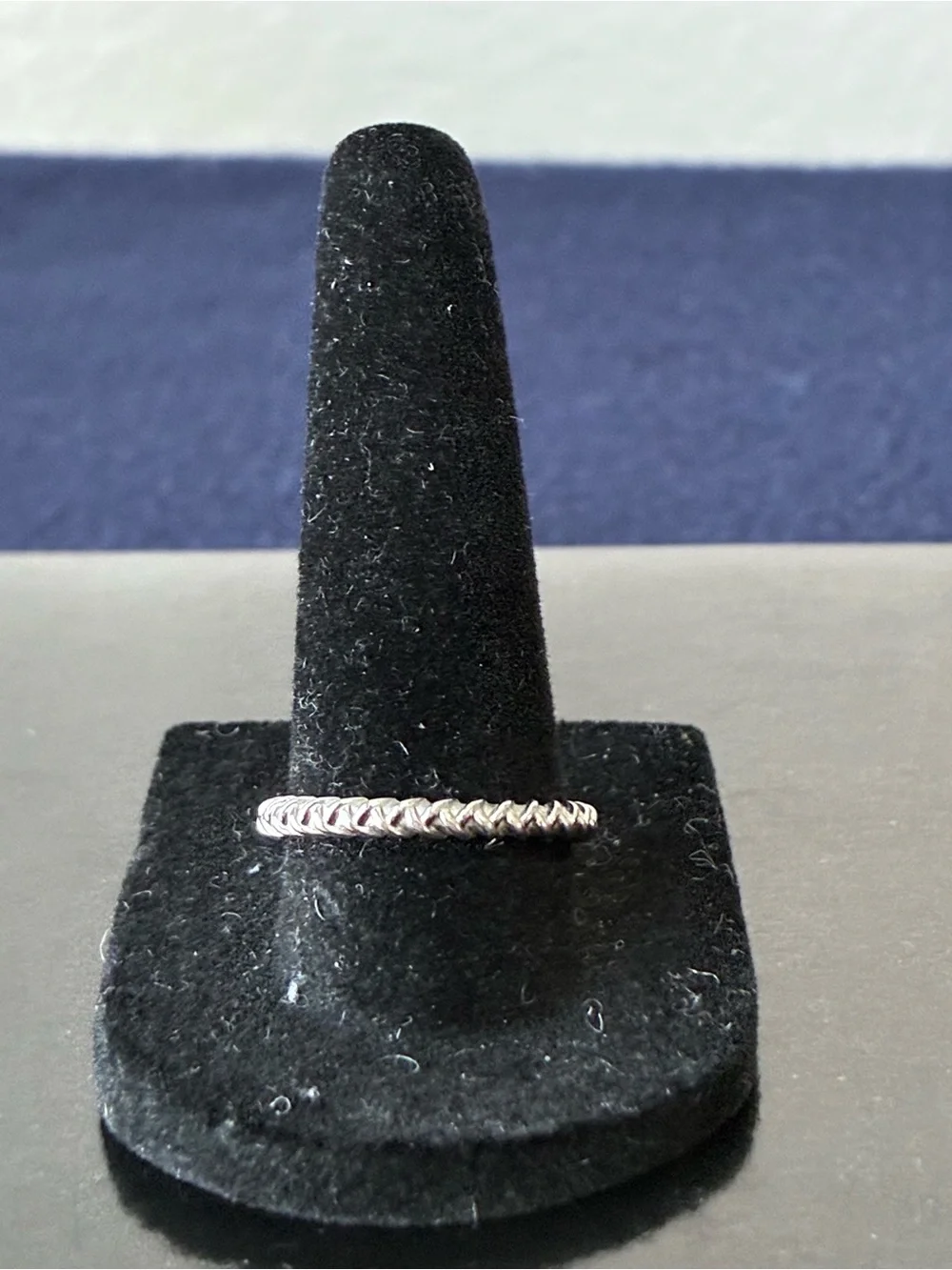 Sterling Silver Twisted Rope Stackable Ring - Sz8/ Illusion Ring